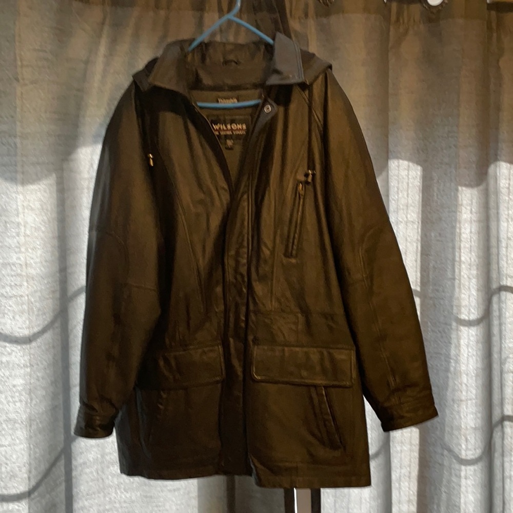 Men’s WILSON LEATHER COAT SIZE L
